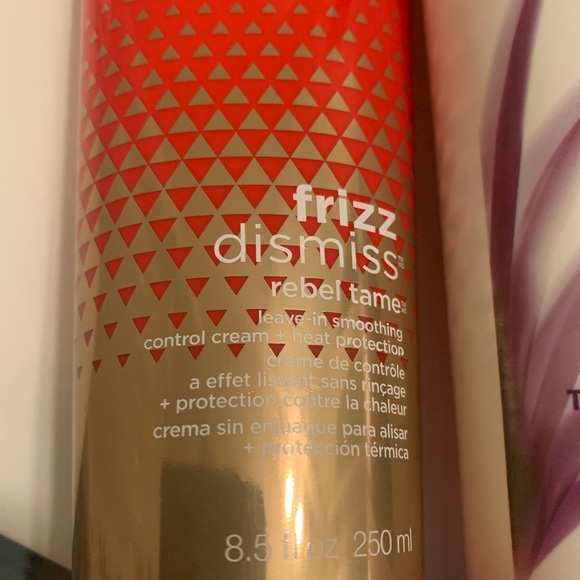 3 hair products; Biolage leave-in tonic, Redken and SCHWARZKOPF peptide repair - Picture 11 of 12